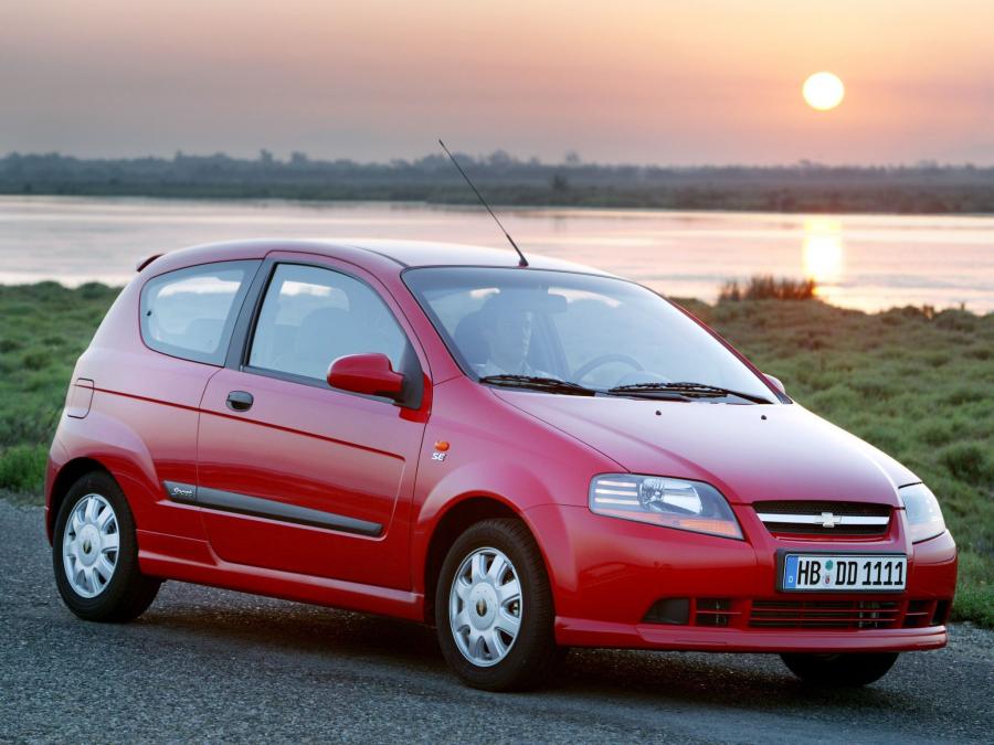  Chevrolet Kalos 3-Door 2003 года  (фото 16 из 21)